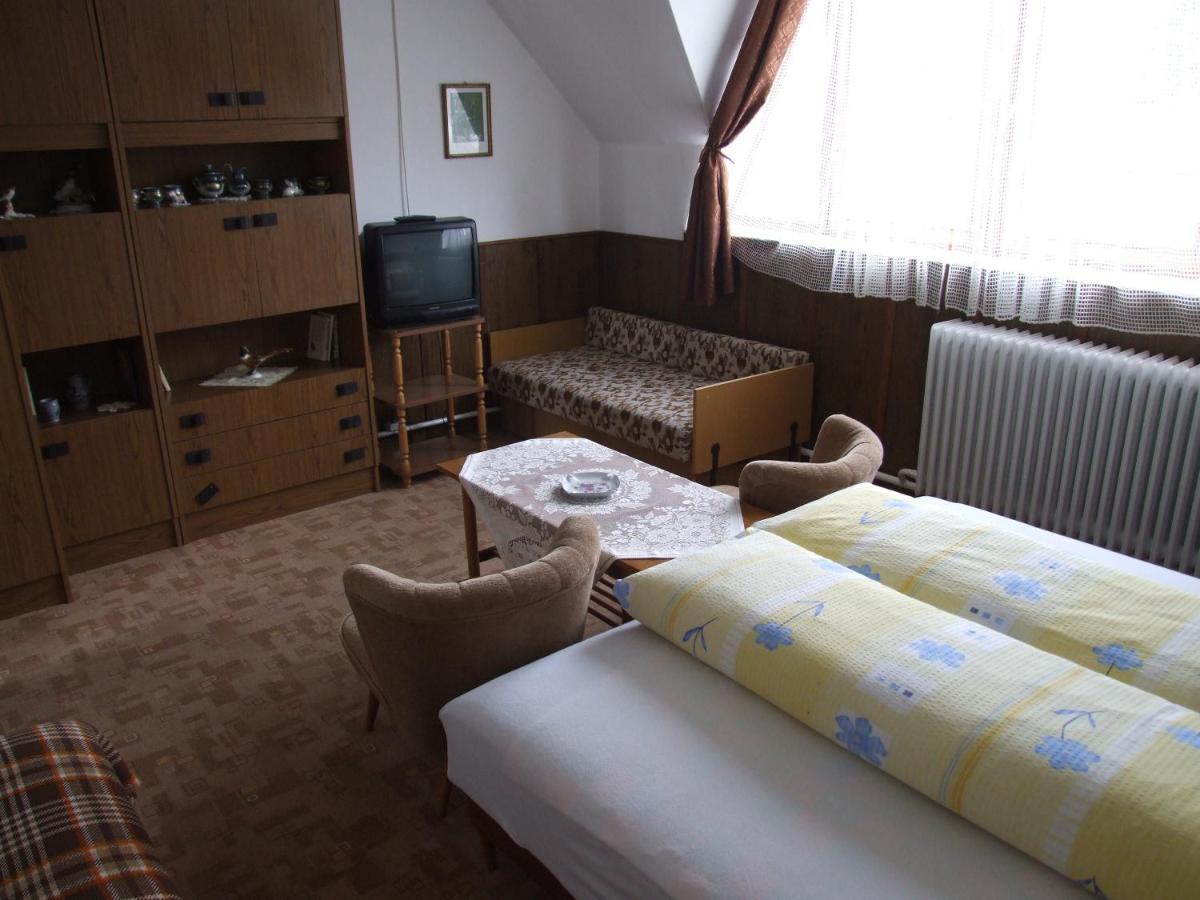 Revesz Vendeghaz Hotel Harkany Phòng bức ảnh