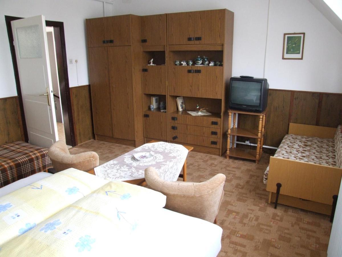 Revesz Vendeghaz Hotel Harkany Phòng bức ảnh