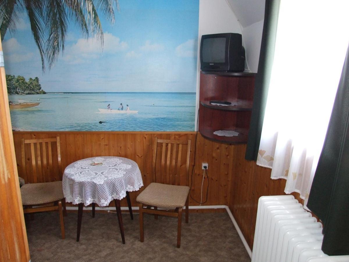 Revesz Vendeghaz Hotel Harkany Phòng bức ảnh