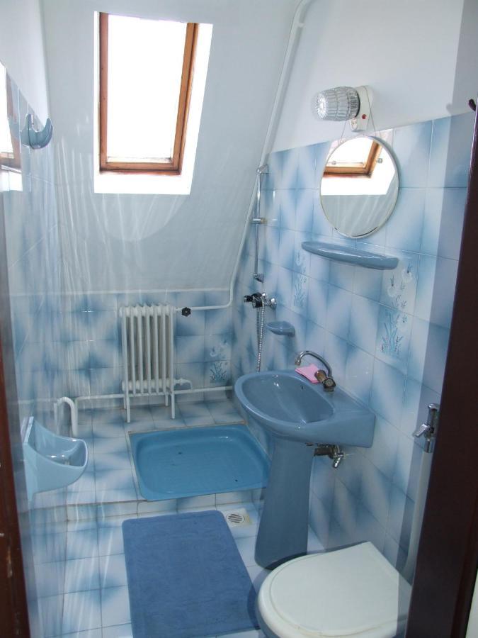 Revesz Vendeghaz Hotel Harkany Phòng bức ảnh